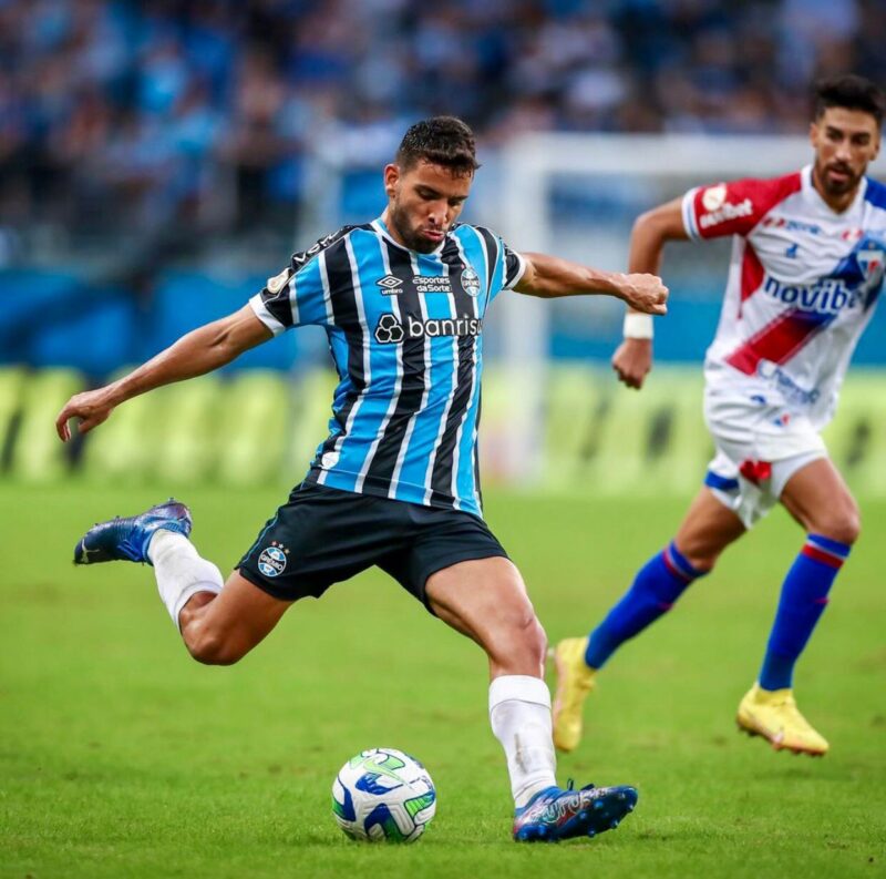 a volta de Pepê ao time Grêmio empata em casa pelo brasileirão